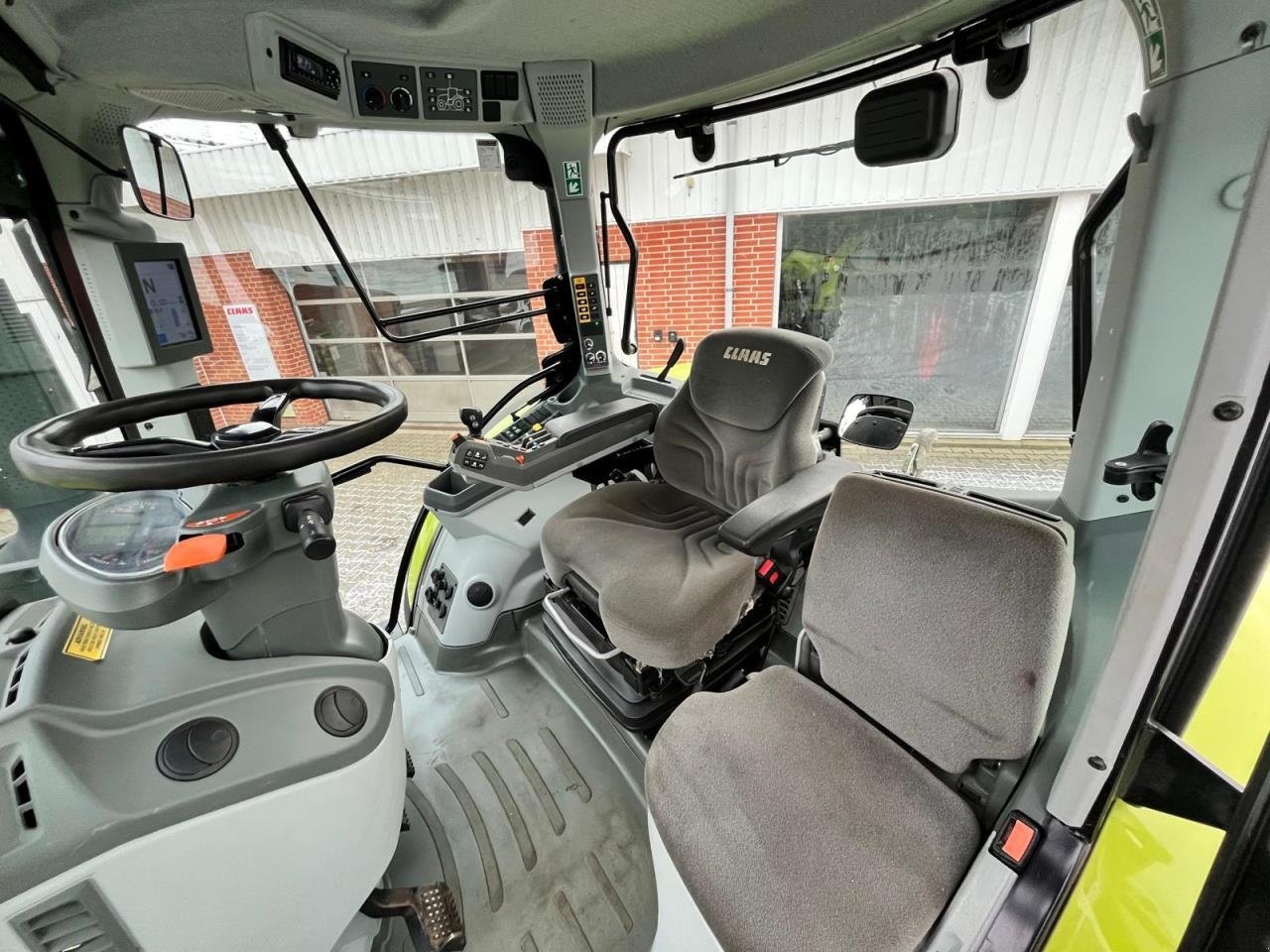 Traktor typu CLAAS ARION 530 CIS +, Gebrauchtmaschine w Tim (Zdjęcie 11)