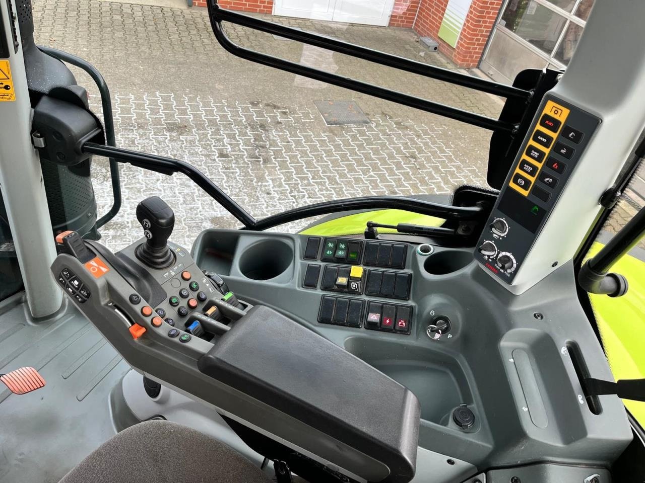 Traktor typu CLAAS ARION 530 CIS +, Gebrauchtmaschine w Tim (Zdjęcie 12)