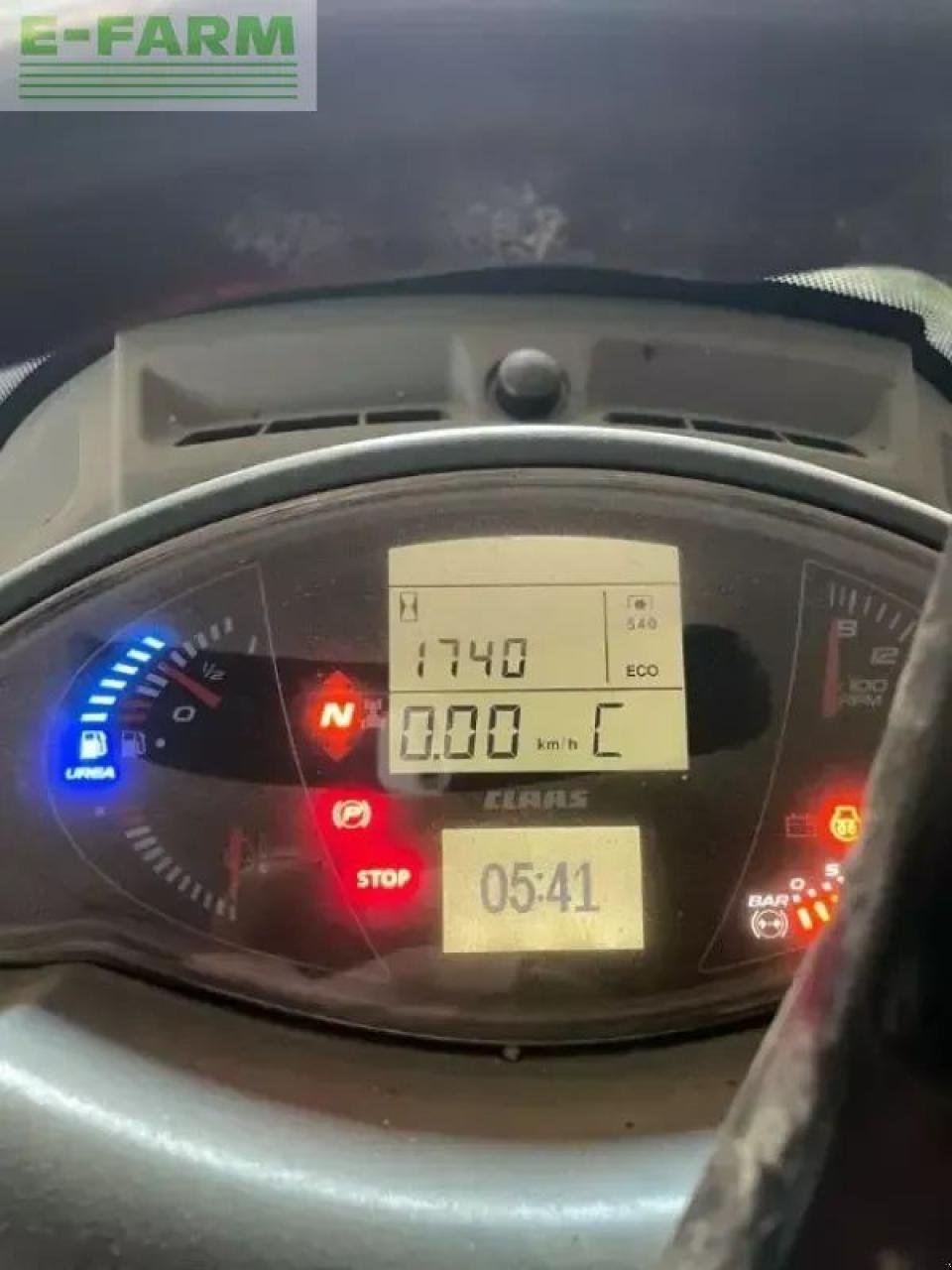 Traktor van het type CLAAS arion 530 cis CIS, Gebrauchtmaschine in SAINTE-GENEVIÈVE-SUR-ARGENCE (Foto 7)