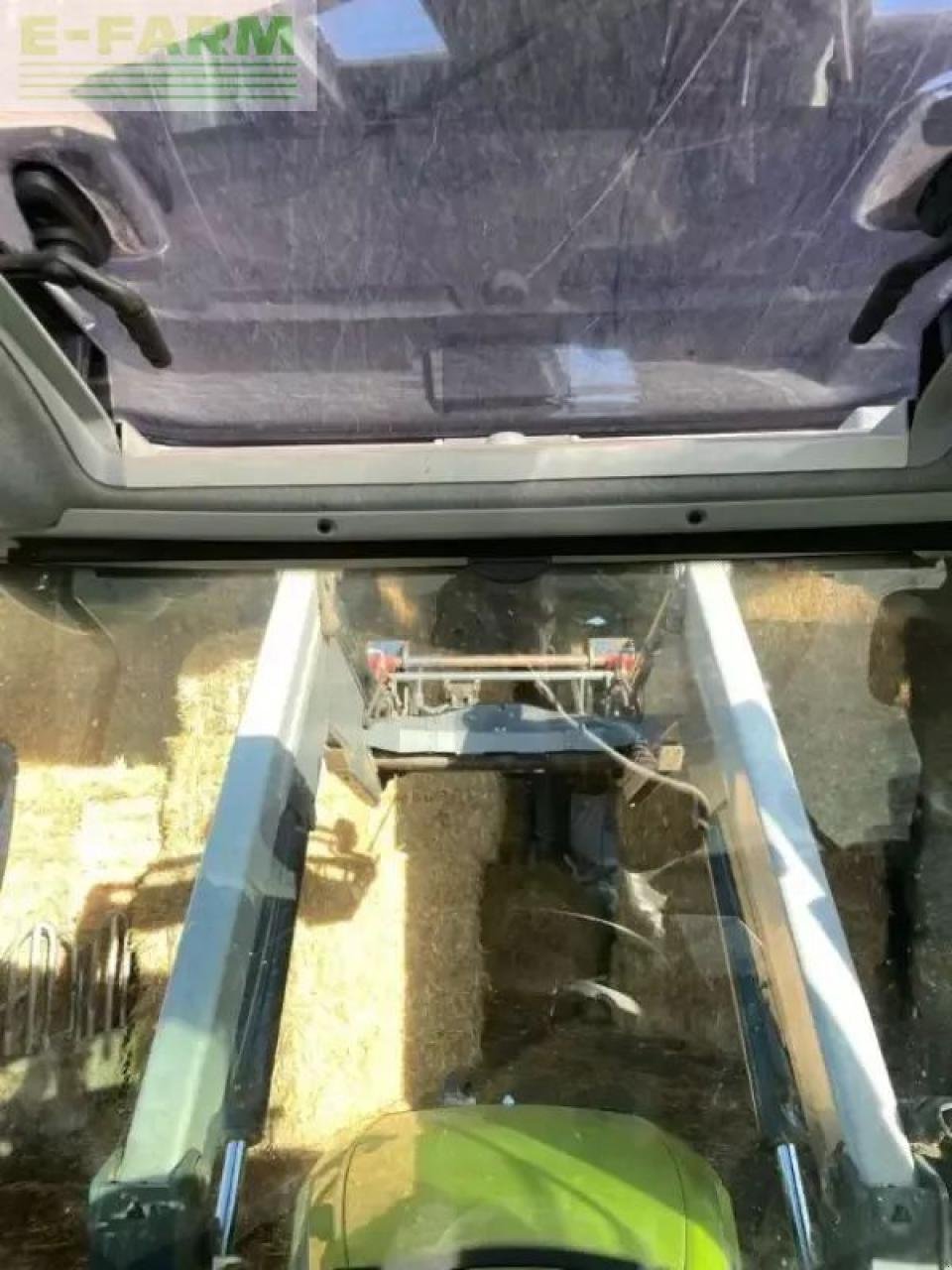 Traktor typu CLAAS arion 530 cis CIS, Gebrauchtmaschine w SAINTE-GENEVIÈVE-SUR-ARGENCE (Zdjęcie 5)