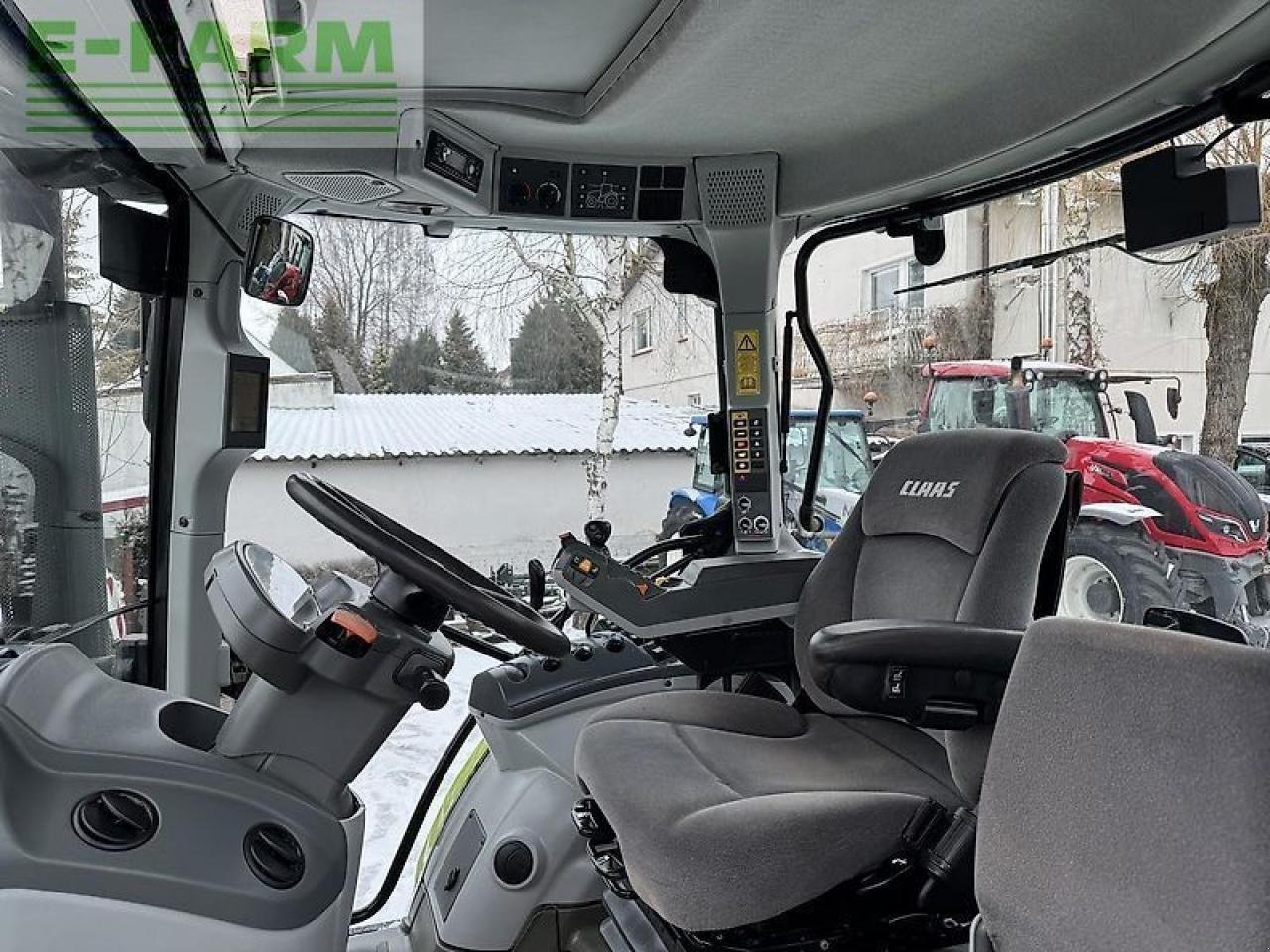 Traktor от тип CLAAS arion 530 cis + claas fl120 CIS, Gebrauchtmaschine в DAMAS?AWEK (Снимка 11)