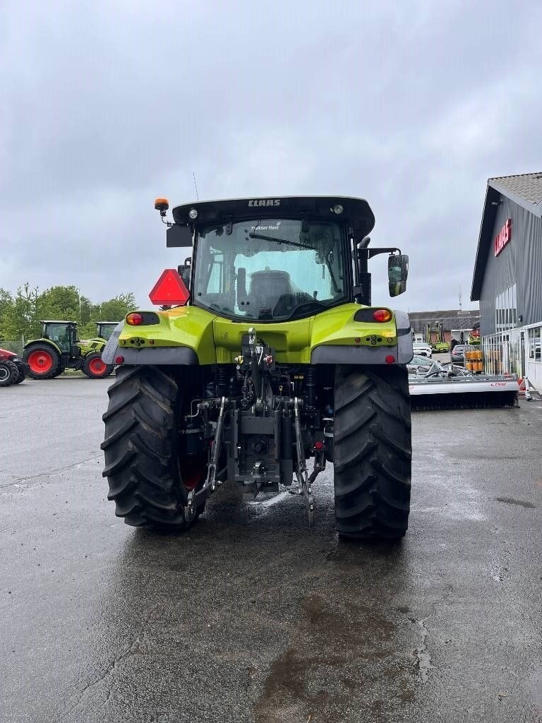 Traktor Türe ait CLAAS ARION 530 CIS, Gebrauchtmaschine içinde Kolding (resim 4)