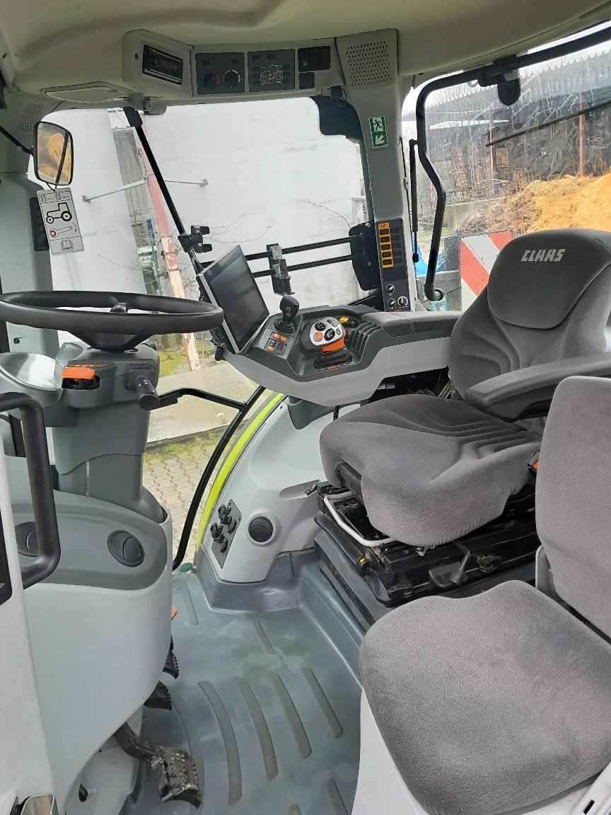 Traktor des Typs CLAAS ARION 530 CMATIC, Gebrauchtmaschine in Sinzheim (Bild 3)