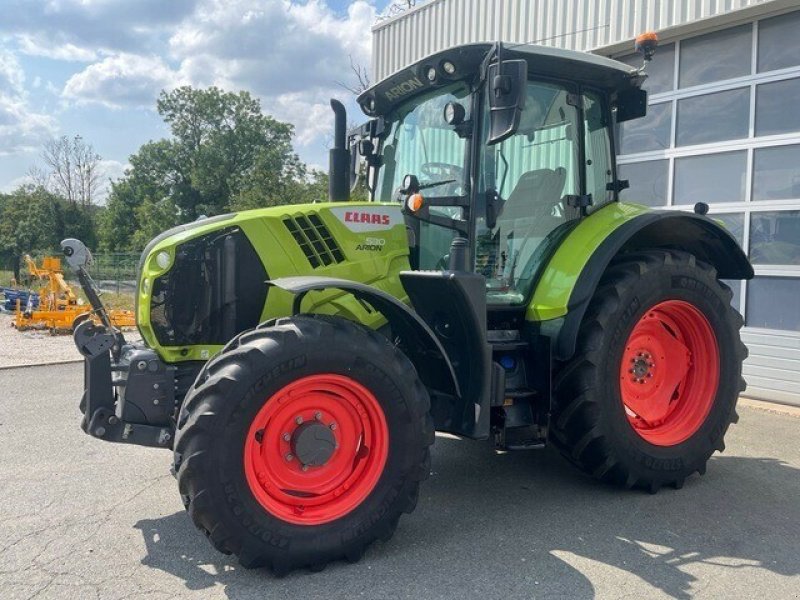 Traktor del tipo CLAAS ARION 530 HEXASHIFT S5, Gebrauchtmaschine In Charnay-lès-macon (Immagine 1)