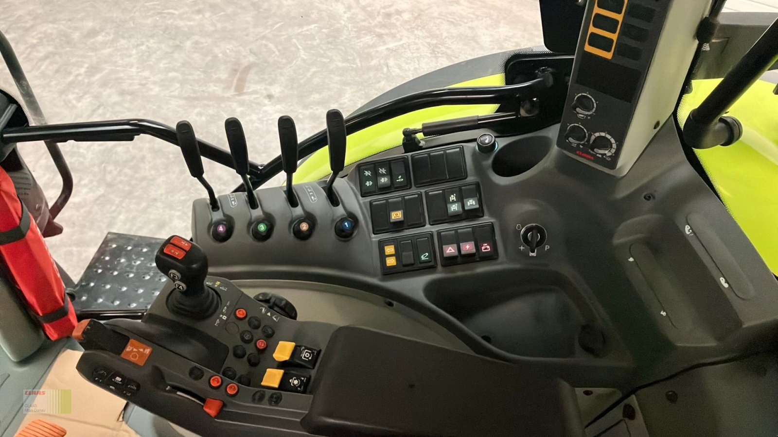 Traktor des Typs CLAAS Arion 530 St5, Gebrauchtmaschine in Vohburg (Bild 9)