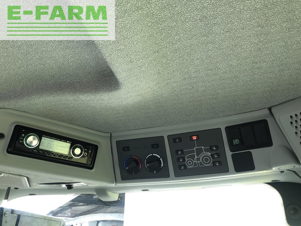 Traktor typu CLAAS arion 530 t4i (a34/105), Gebrauchtmaschine v AILLAS (33 - GIRONDE) (Obrázek 10)