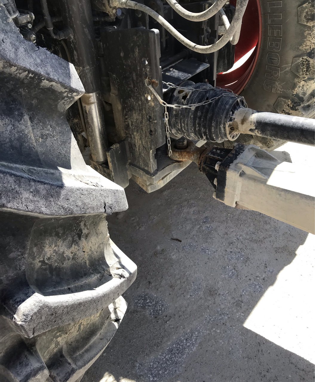 Traktor типа CLAAS ARION 530, Gebrauchtmaschine в MORLHON LE HAUT (Фотография 9)