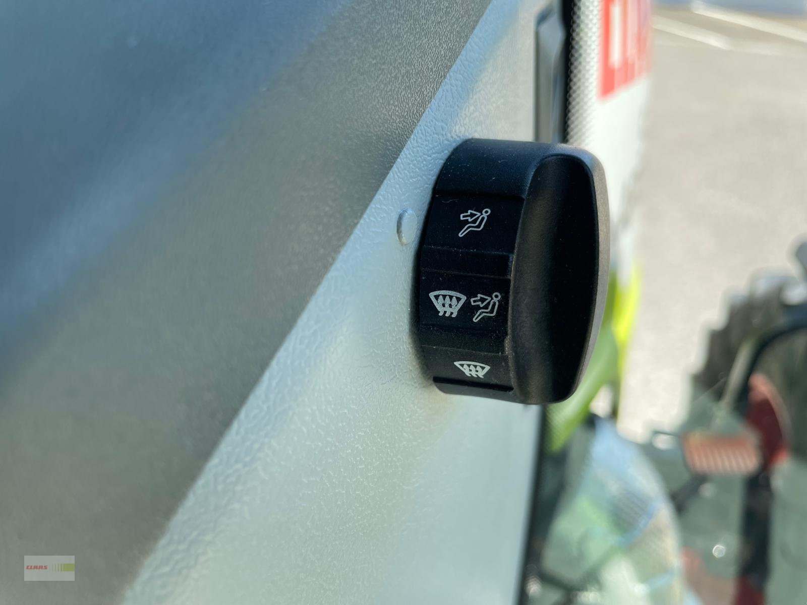 Traktor от тип CLAAS Arion 540 CEBIS  -  Bereifung NEU, Gebrauchtmaschine в Langenau (Снимка 11)