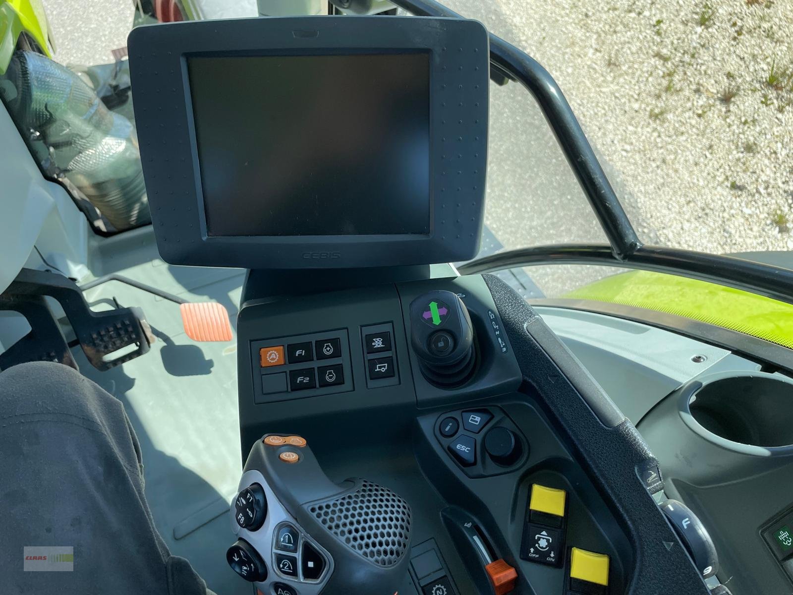 Traktor от тип CLAAS Arion 540 CEBIS  -  Bereifung NEU, Gebrauchtmaschine в Langenau (Снимка 15)