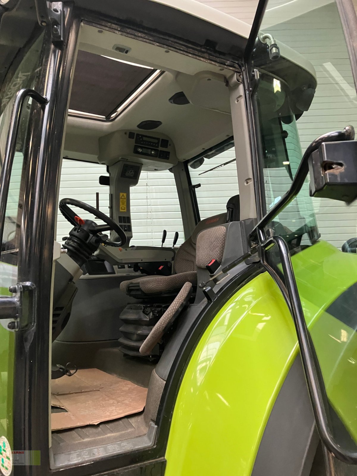 Traktor типа CLAAS ARION 540 TRAKTOR, Gebrauchtmaschine в Vohburg (Фотография 9)