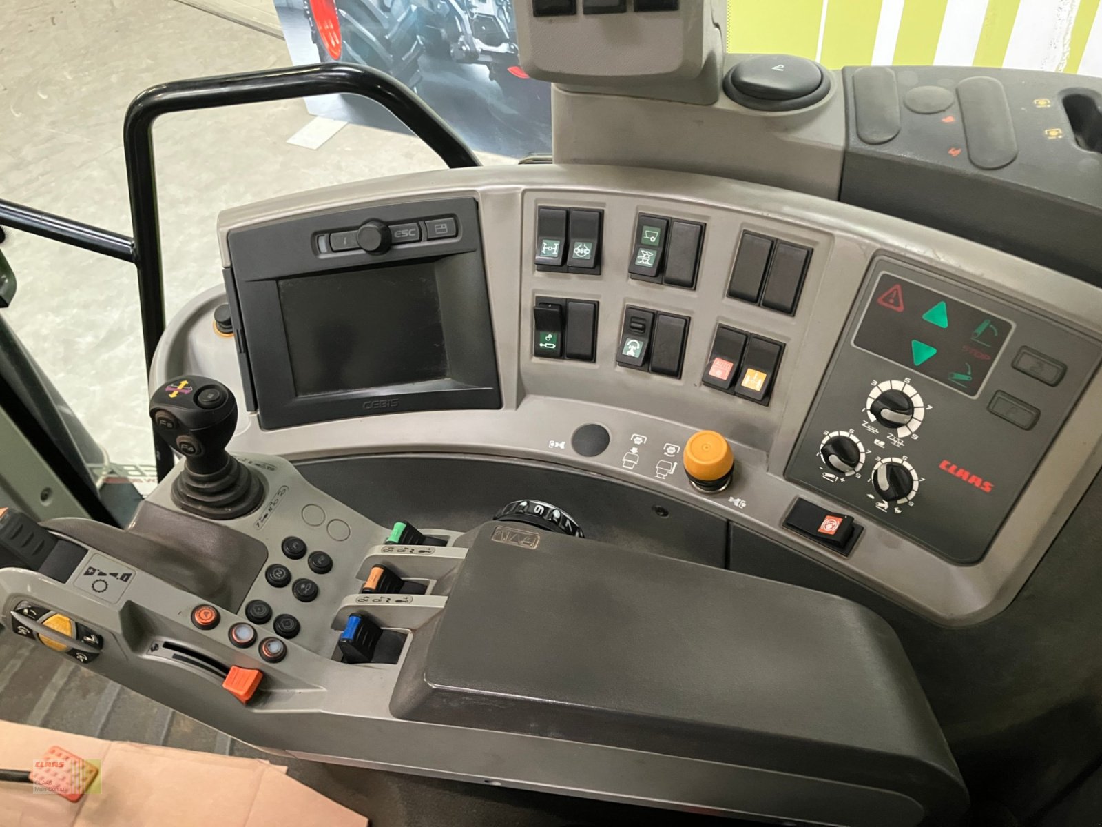 Traktor типа CLAAS ARION 540 TRAKTOR, Gebrauchtmaschine в Vohburg (Фотография 14)