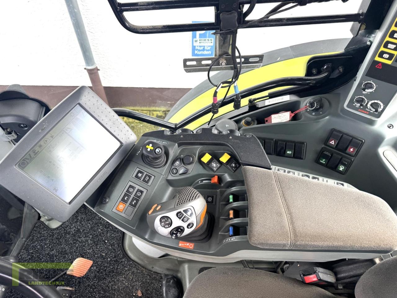 Traktor tipa CLAAS ARION 550 CEBIS Hexashift A34, Gebrauchtmaschine u Homberg/Ohm - Maulbach (Slika 5)