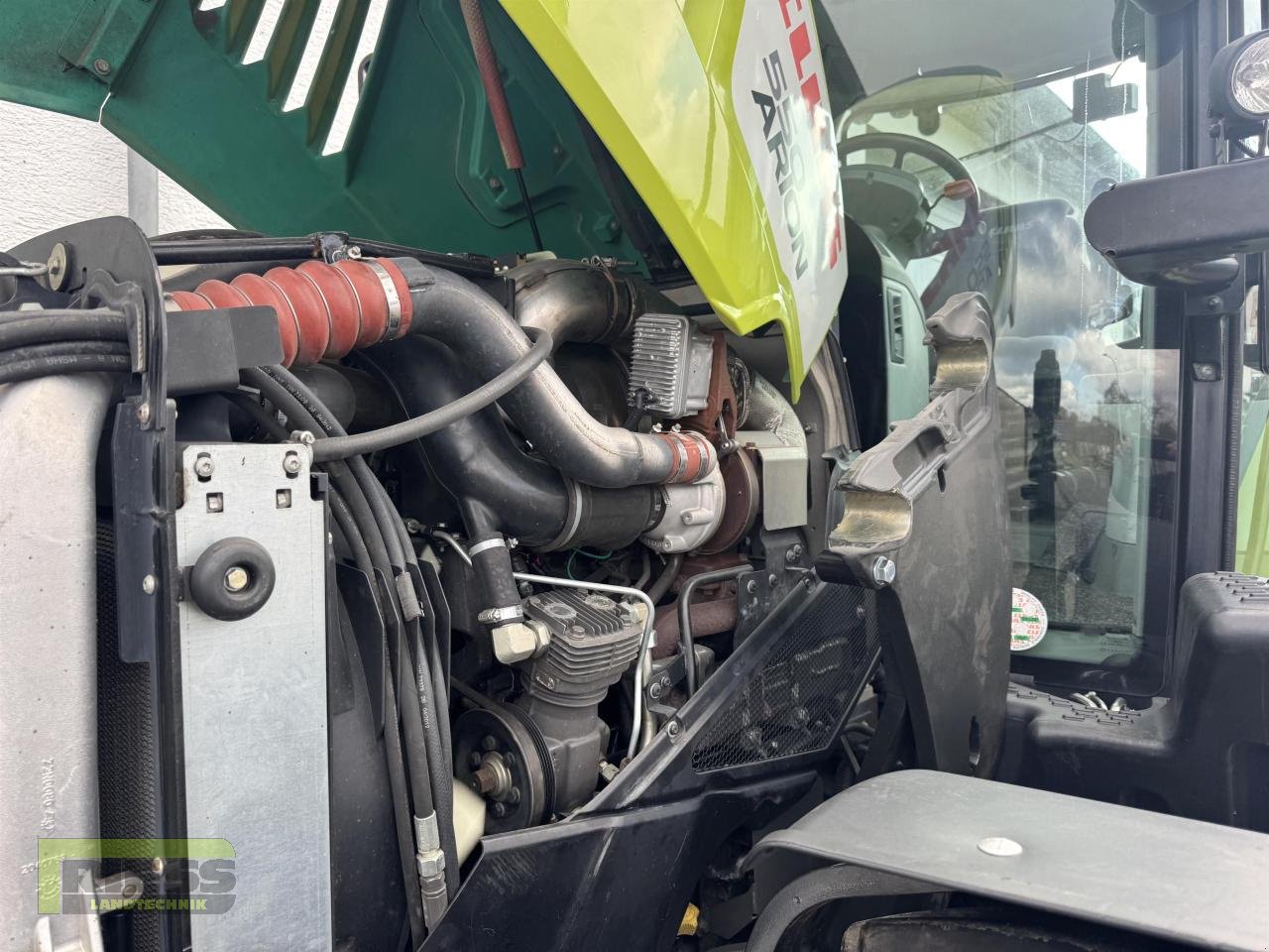 Traktor tipa CLAAS ARION 550 CEBIS Hexashift A34, Gebrauchtmaschine u Homberg/Ohm - Maulbach (Slika 12)