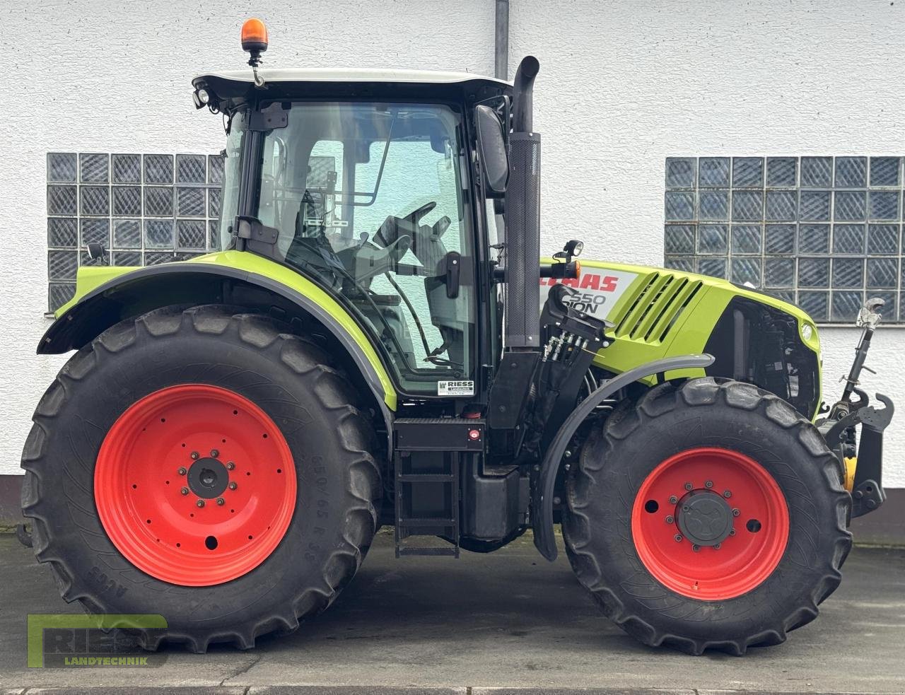 Traktor tipa CLAAS ARION 550 CEBIS Hexashift A34, Gebrauchtmaschine u Homberg/Ohm - Maulbach (Slika 22)