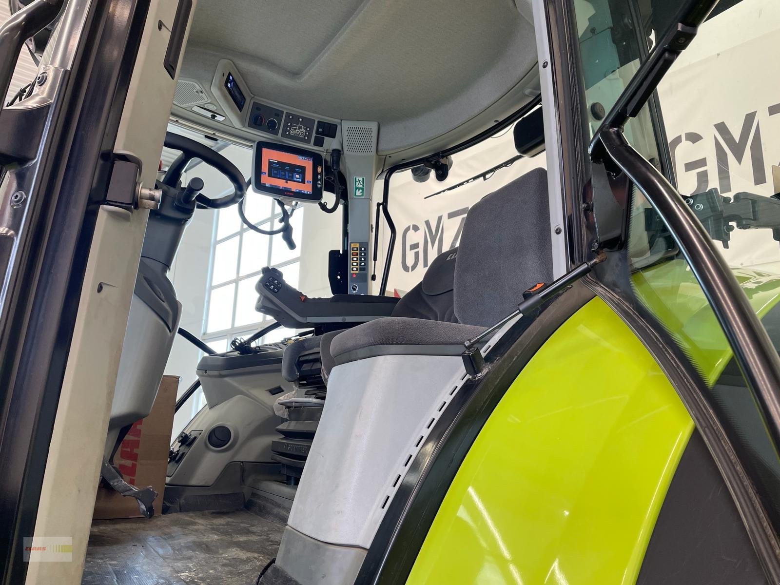 Traktor typu CLAAS Arion 550 CIS+, Gebrauchtmaschine w Langenau (Zdjęcie 6)