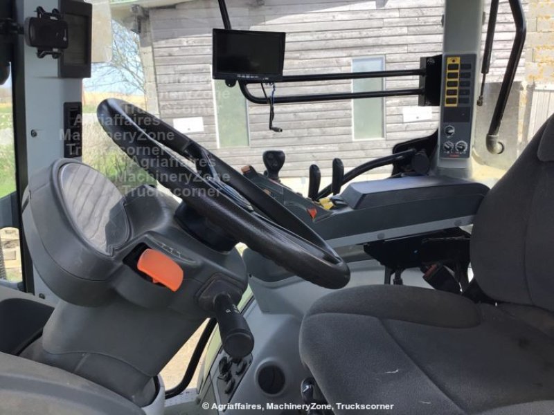 Traktor van het type CLAAS ARION 550 CIS, Gebrauchtmaschine in BOULOGNE SUR GESSE (Foto 6)