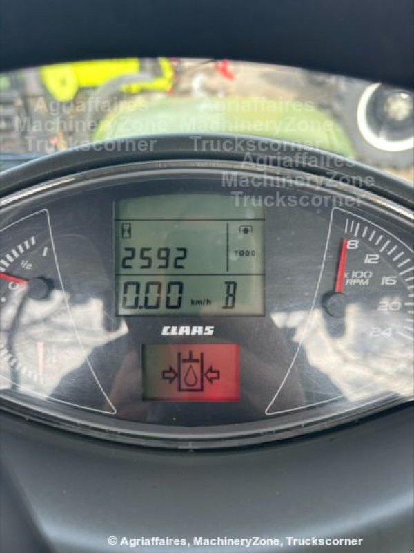 Traktor van het type CLAAS ARION 550 CIS, Gebrauchtmaschine in BOULOGNE SUR GESSE (Foto 7)