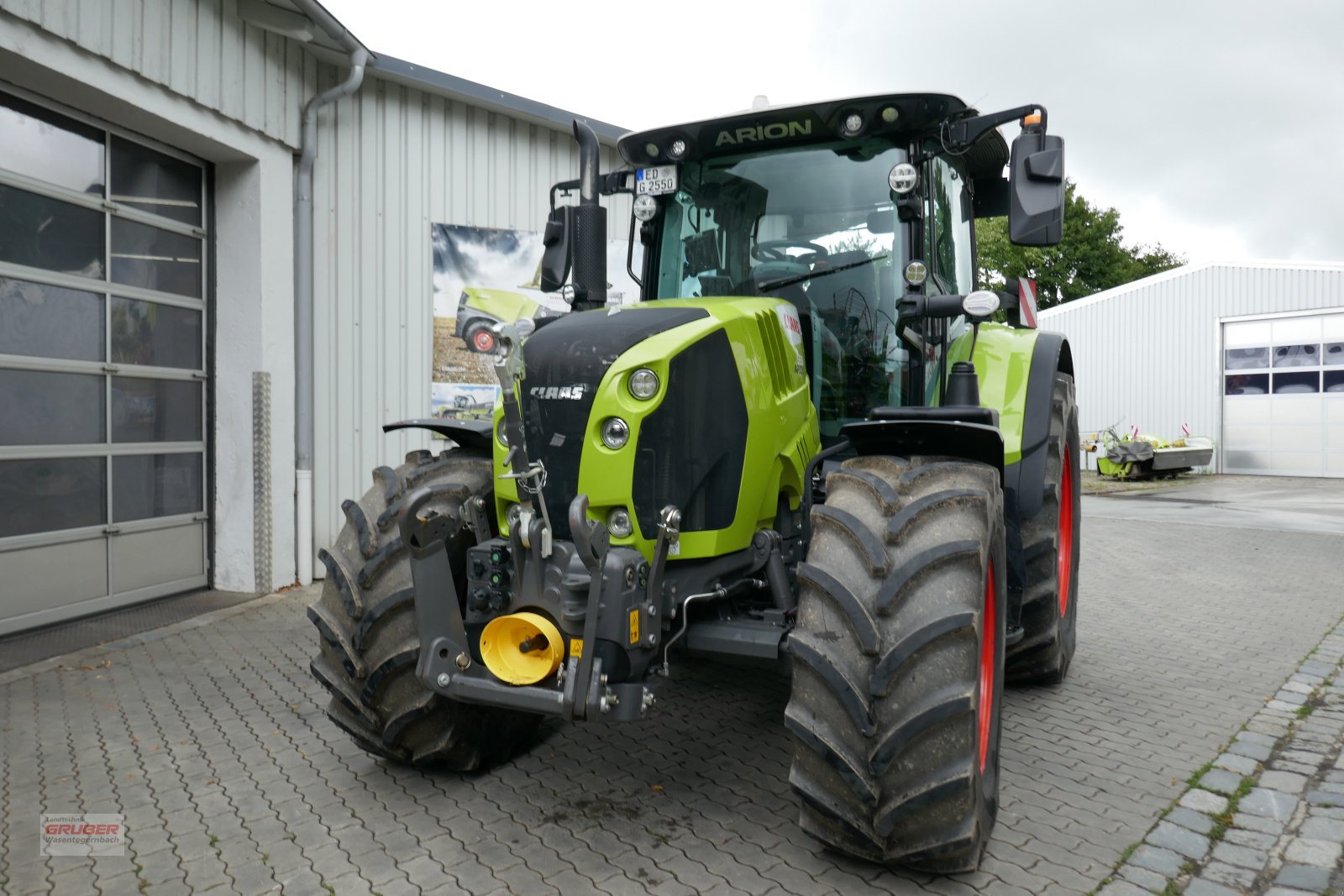 Traktor του τύπου CLAAS Arion 550 CMATIC CEBIS mit RTK Lenksystem, Gebrauchtmaschine σε Dorfen (Φωτογραφία 2)