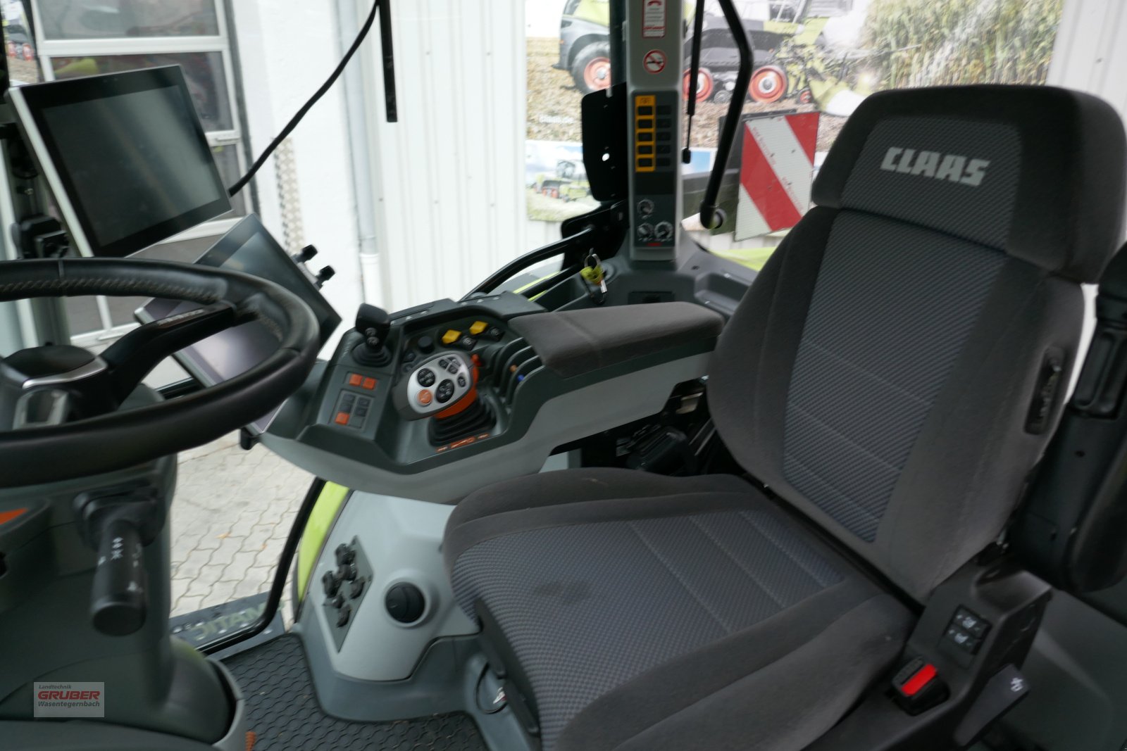 Traktor του τύπου CLAAS Arion 550 CMATIC CEBIS mit RTK Lenksystem, Gebrauchtmaschine σε Dorfen (Φωτογραφία 9)