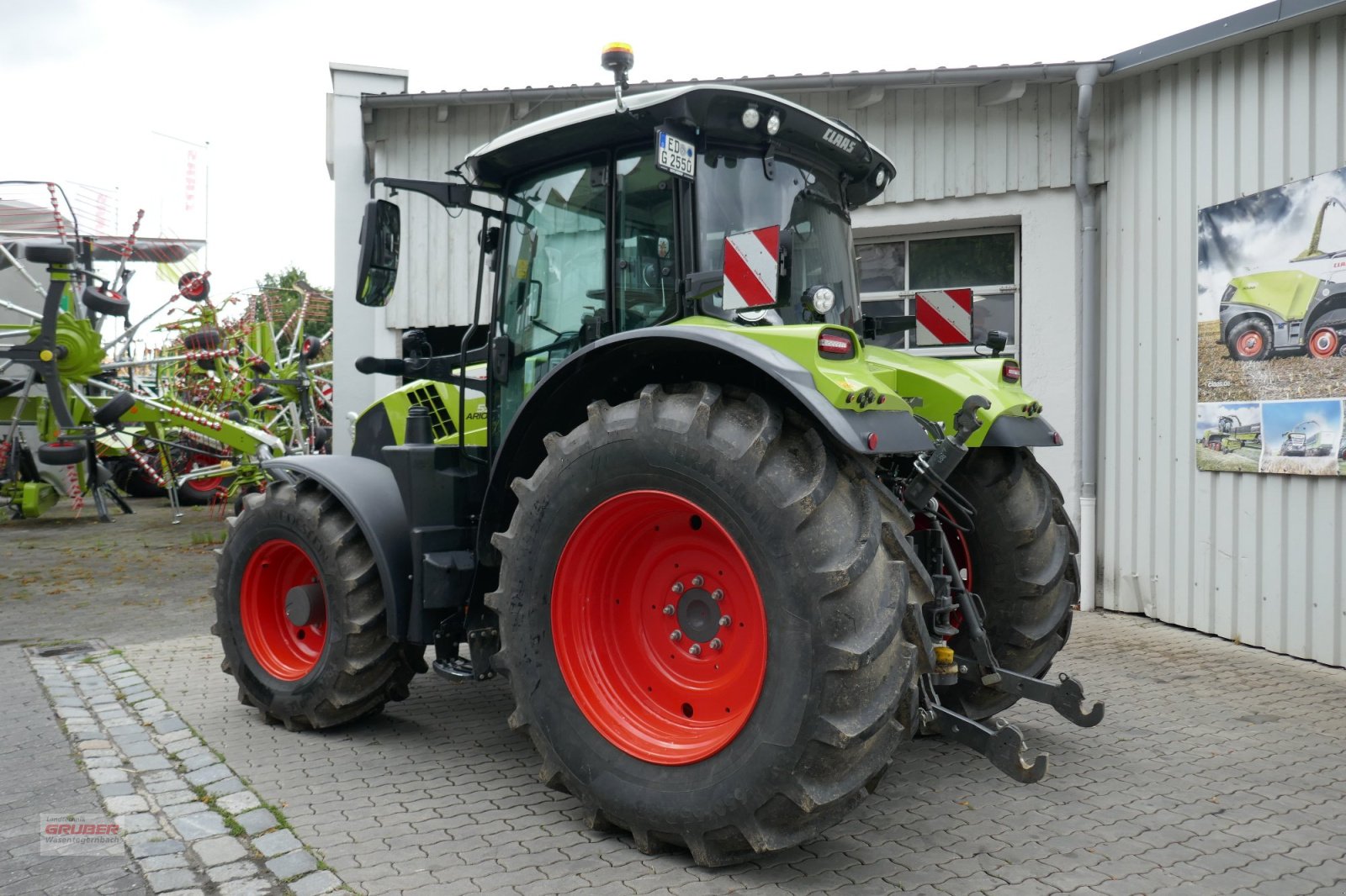 Traktor typu CLAAS Arion 550 CMATIC CEBIS mit RTK Lenksystem, Gebrauchtmaschine v Dorfen (Obrázek 5)