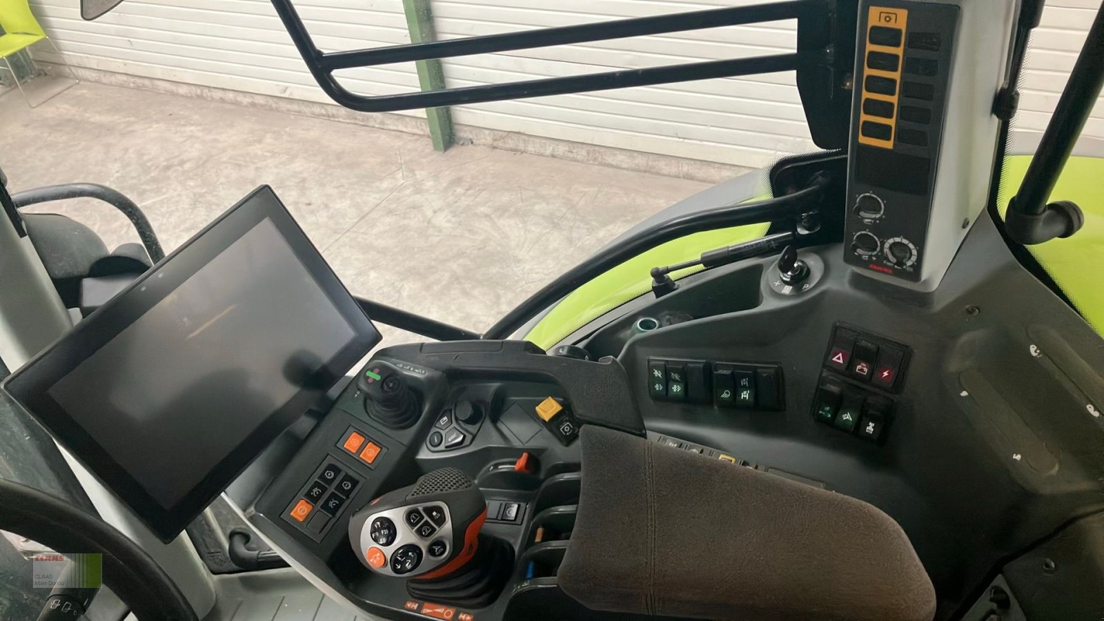 Traktor des Typs CLAAS Arion 550 Cmatic Cebis, Gebrauchtmaschine in Vohburg (Bild 10)