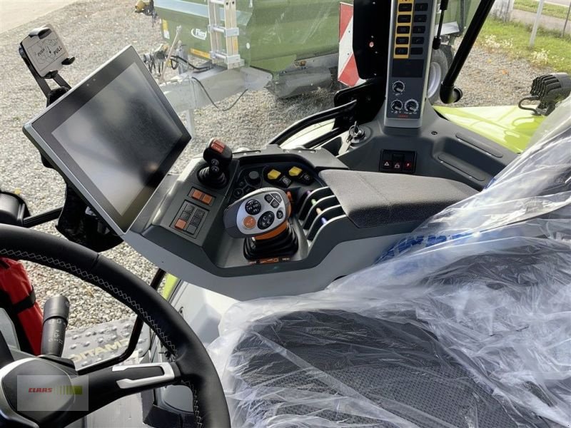 Traktor des Typs CLAAS ARION 550 CMATIC CEBIS, Vorführmaschine in Mengkofen (Bild 11)