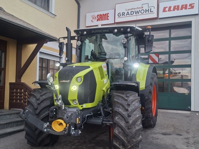 Traktor des Typs CLAAS Arion 550 CMATIC CEBIS, Neumaschine in Hollenthon (Bild 1)