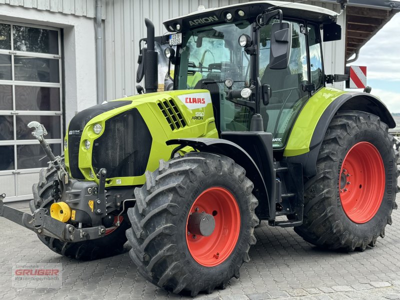 Traktor a típus CLAAS Arion 550 CMATIC CEBIS, Gebrauchtmaschine ekkor: Dorfen