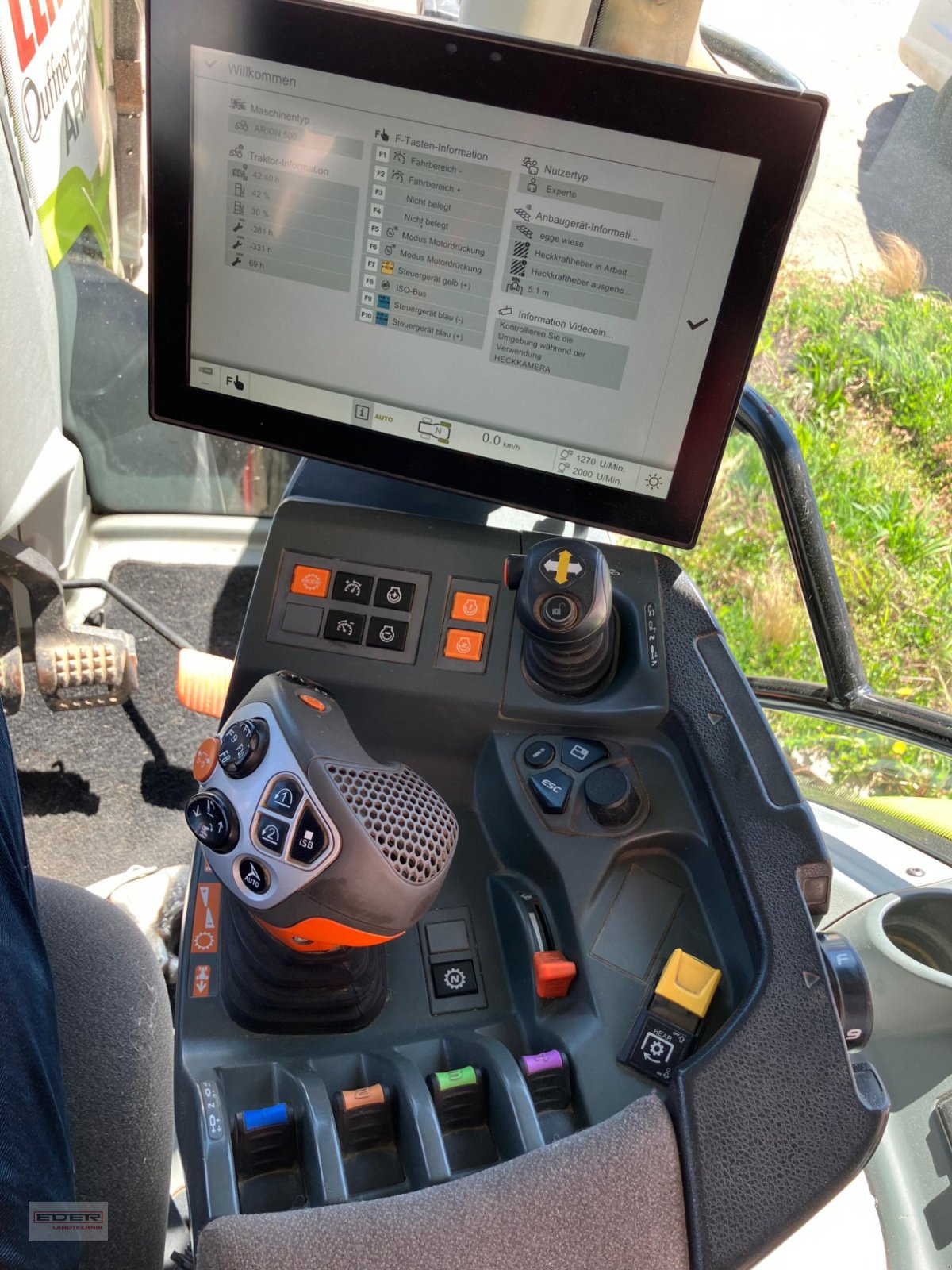 Traktor του τύπου CLAAS Arion 550 Cmatic mit RTK, Gebrauchtmaschine σε Luizhausen-Lonsee (Φωτογραφία 18)