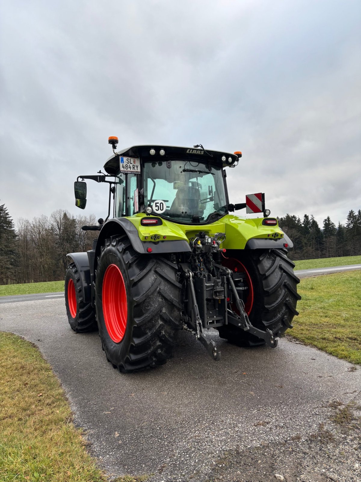 Traktor des Typs CLAAS Arion 550 Cmatic, Gebrauchtmaschine in Elixhausen (Bild 3)