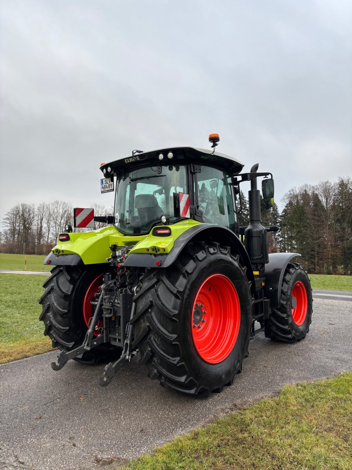 Traktor des Typs CLAAS Arion 550 Cmatic, Gebrauchtmaschine in Elixhausen (Bild 4)