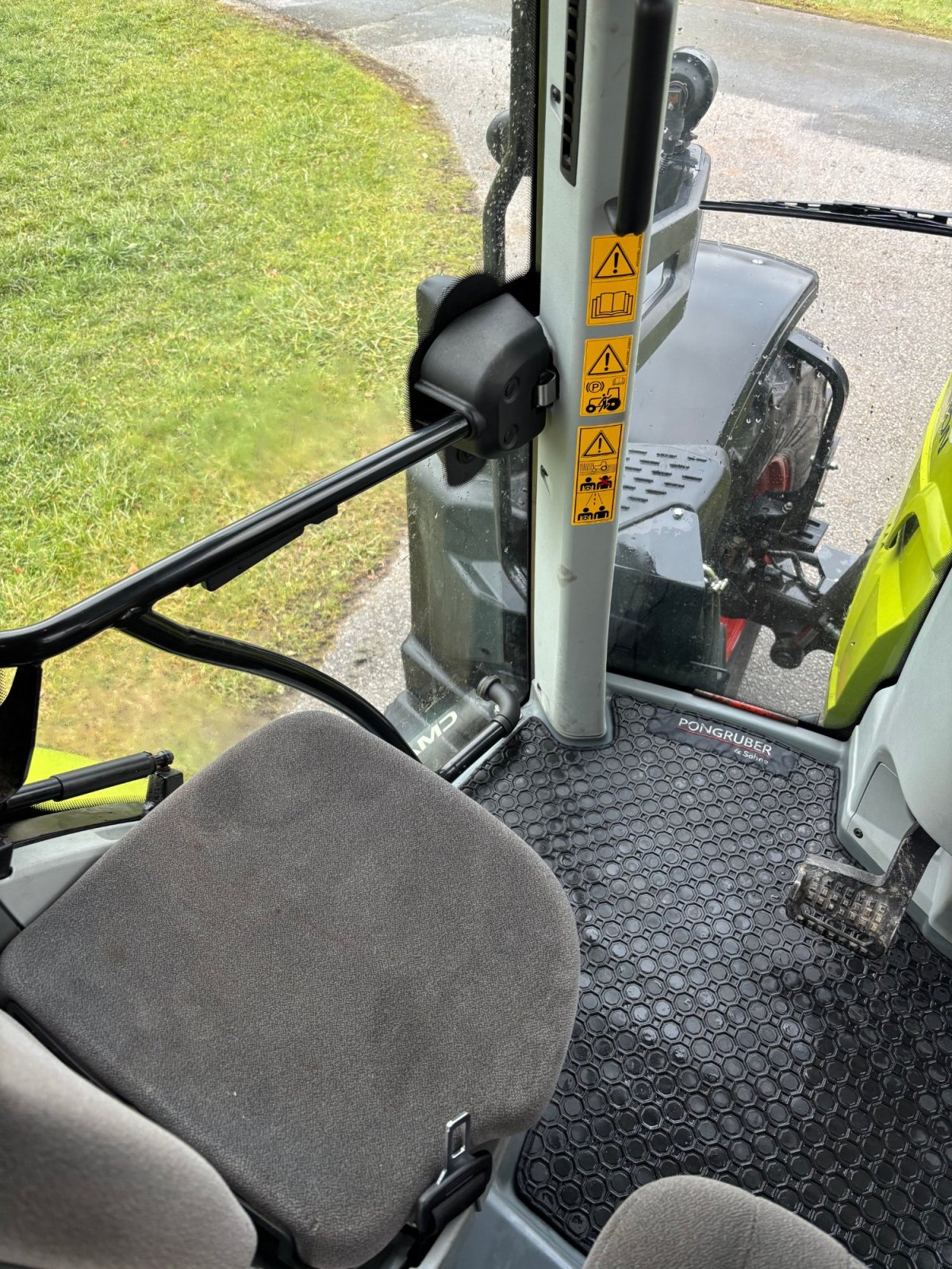 Traktor des Typs CLAAS Arion 550 Cmatic, Gebrauchtmaschine in Elixhausen (Bild 20)