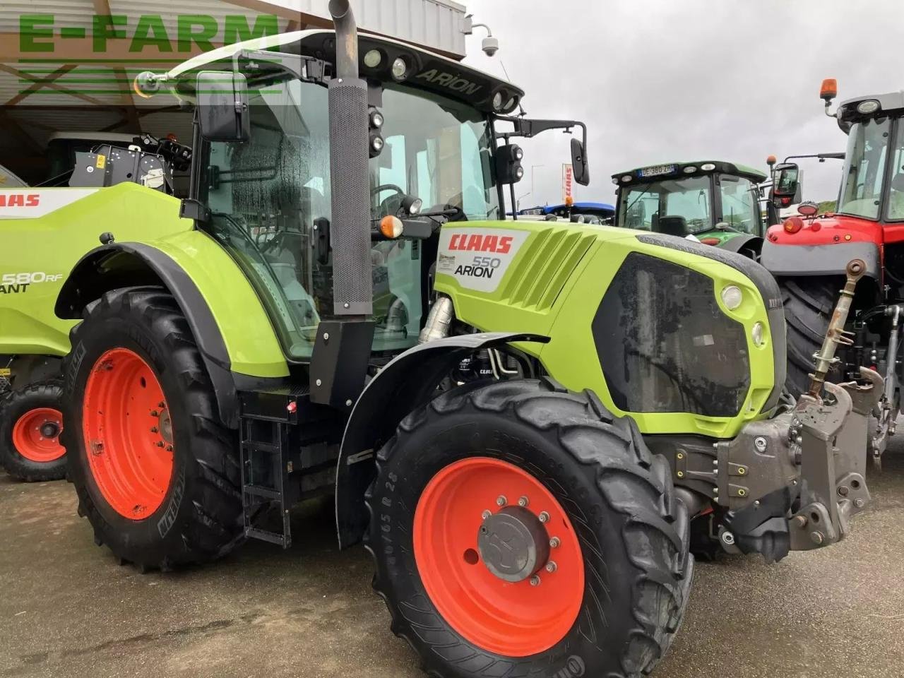 Traktor typu CLAAS arion 550 t4i cis CIS, Gebrauchtmaschine v BLENDECQUES (Obrázok 2)