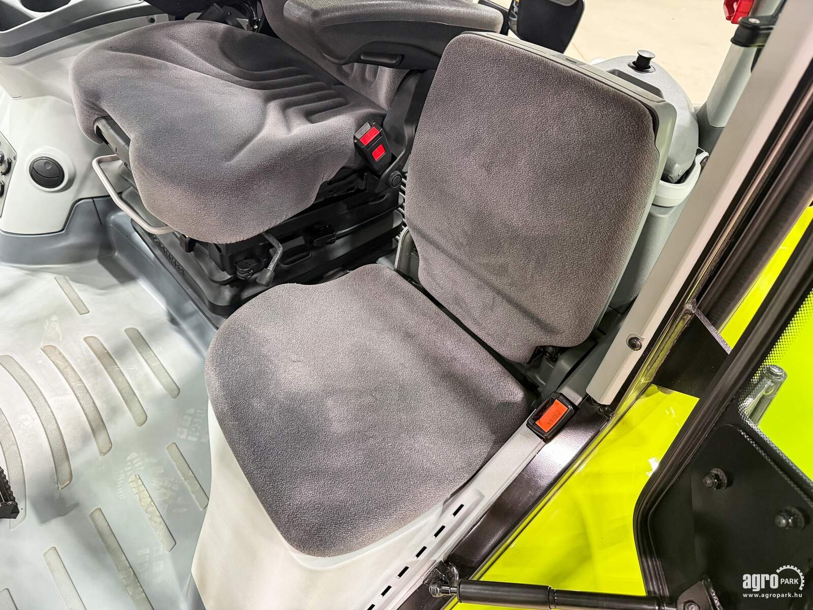 Traktor typu CLAAS Arion 550, Gebrauchtmaschine v Csengele (Obrázok 12)