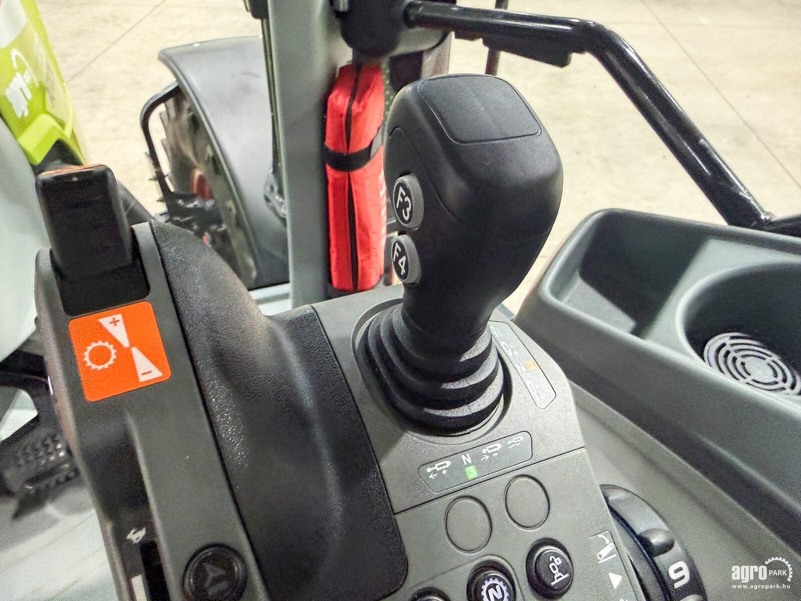 Traktor typu CLAAS Arion 550, Gebrauchtmaschine v Csengele (Obrázok 15)