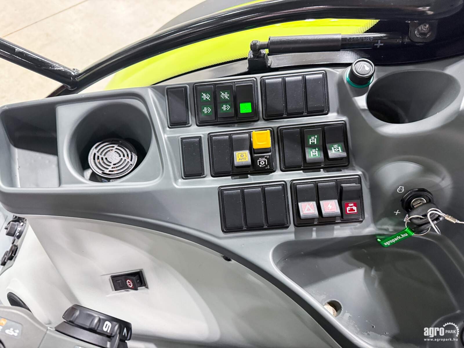 Traktor typu CLAAS Arion 550, Gebrauchtmaschine v Csengele (Obrázok 17)