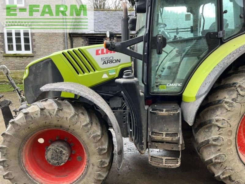 Traktor of the type CLAAS arion 550, Gebrauchtmaschine in SHREWSBURRY (Picture 1)