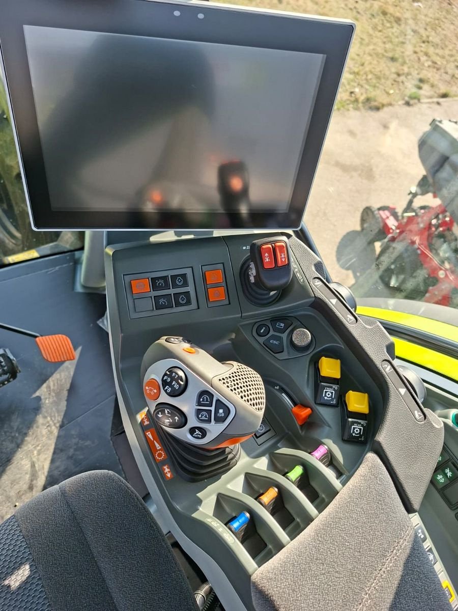 Traktor tip CLAAS Arion 570 CMATIC CEBIS, Gebrauchtmaschine in Mistelbach (Poză 15)