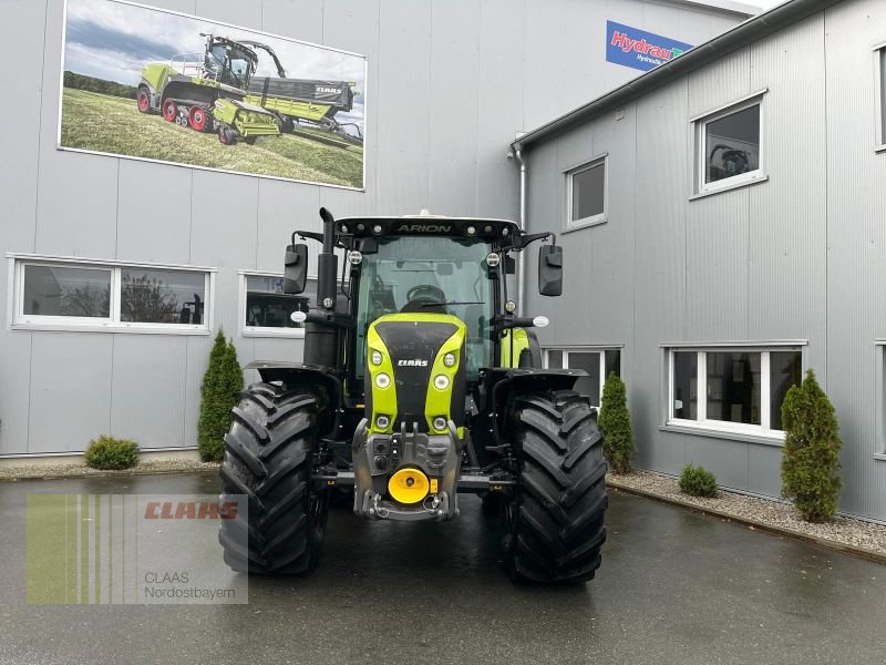 Traktor des Typs CLAAS ARION 570 *CNOB* 4 Jahre 0%, Neumaschine in Hof (Bild 2)