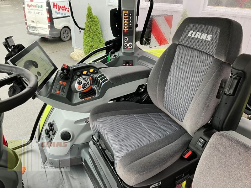 Traktor des Typs CLAAS ARION 570 *CNOB* 4 Jahre 0%, Neumaschine in Hof (Bild 9)