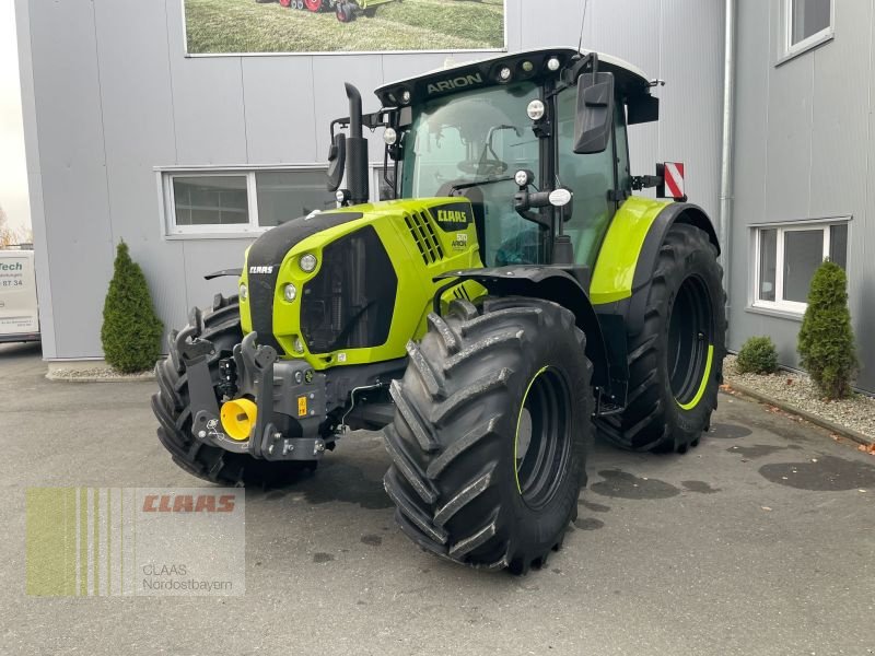 Traktor des Typs CLAAS ARION 570 *CNOB* 4 JAHRE 0%, Neumaschine in Hof (Bild 3)
