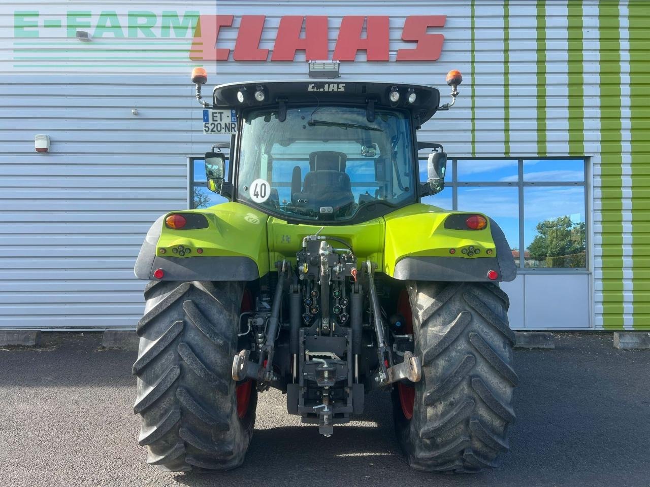 Traktor des Typs CLAAS arion 610 (a76/100), Gebrauchtmaschine in SAULZET (Bild 3)