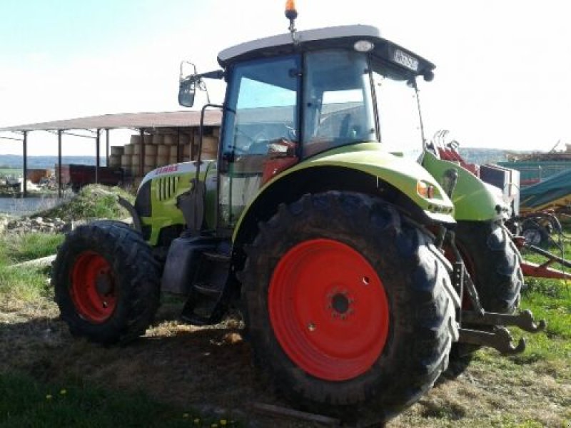 Traktor des Typs CLAAS ARION 610 C, Gebrauchtmaschine in Saint Remy sur Bussy (Bild 1)