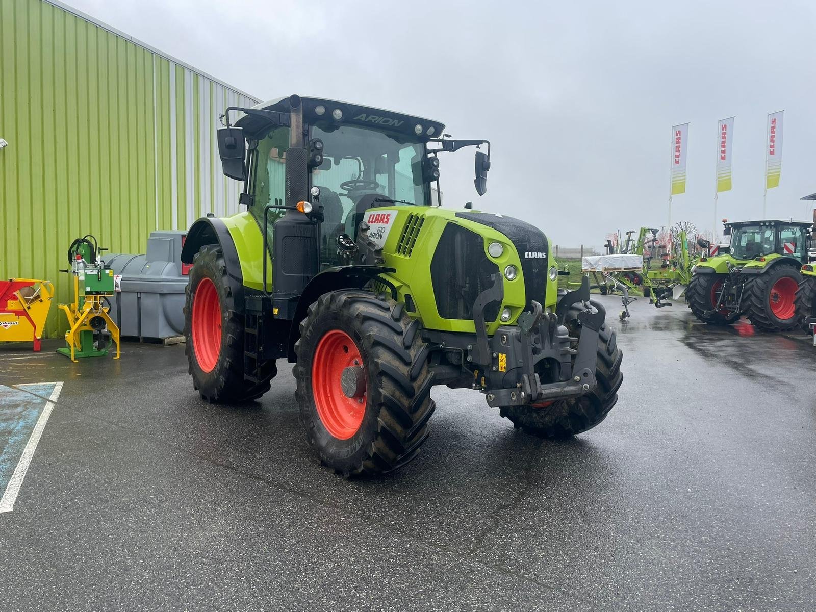 Traktor van het type CLAAS ARION 610 CIS ADVANCE, Gebrauchtmaschine in SAINT GAUDENS (Foto 4)
