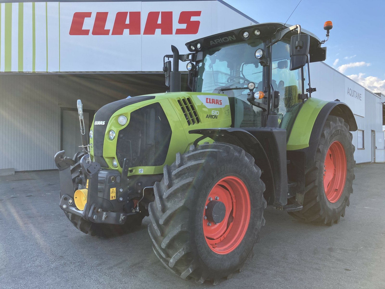 Traktor typu CLAAS ARION 610 CIS + PDF AV, Gebrauchtmaschine v CANCON (Obrázek 1)