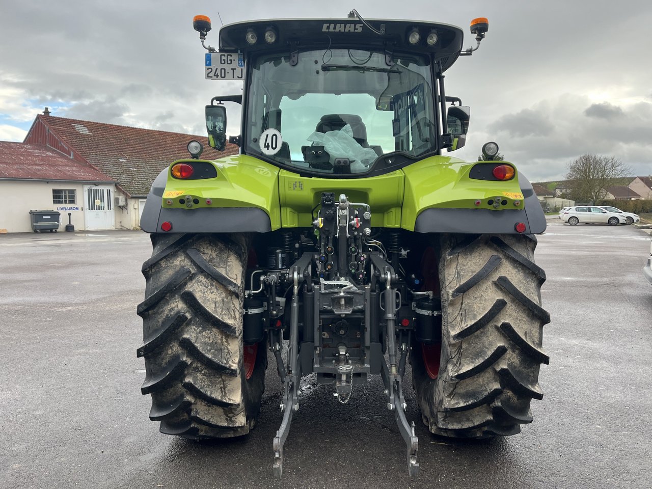 Traktor of the type CLAAS ARION 610 cis, Gebrauchtmaschine in VERT TOULON (Picture 5)