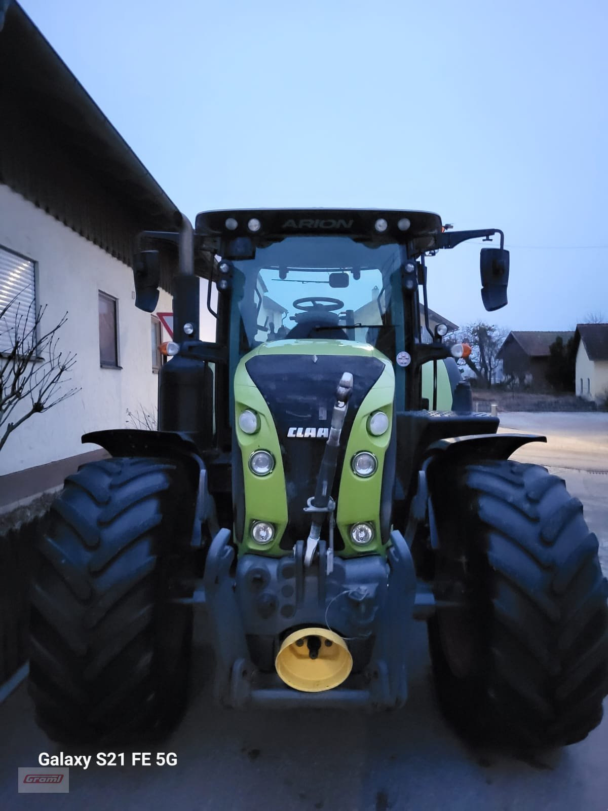 Traktor des Typs CLAAS Arion 610 CIS, Gebrauchtmaschine in Kößlarn (Bild 2)