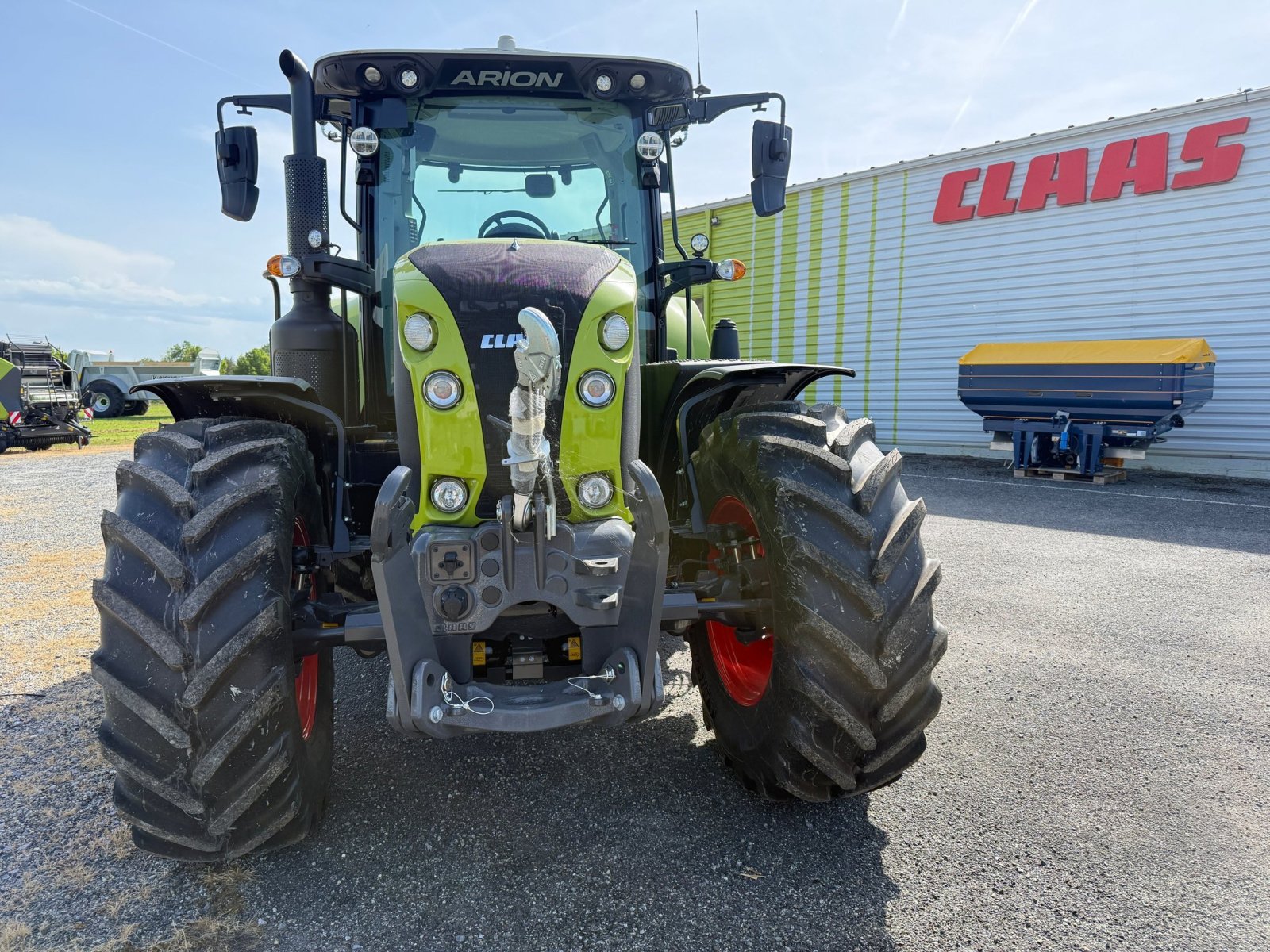 Traktor typu CLAAS ARION 610 CMATIC, Gebrauchtmaschine w ST ELIX THEUX (Zdjęcie 2)