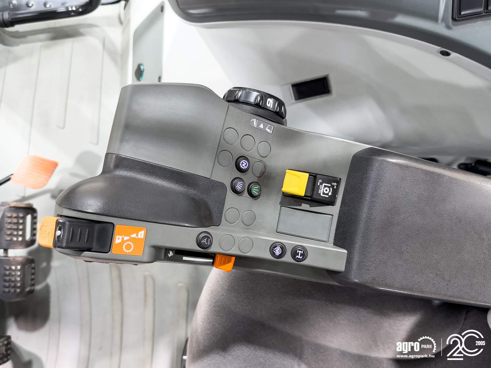 Traktor typu CLAAS Arion 610, Gebrauchtmaschine v Csengele (Obrázek 14)