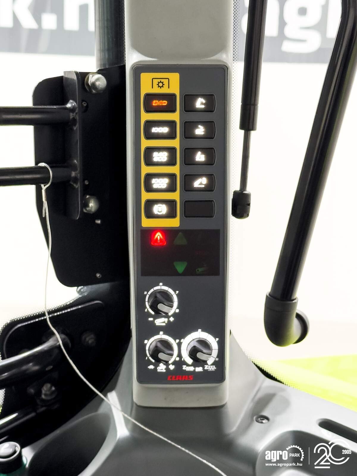 Traktor typu CLAAS Arion 610, Gebrauchtmaschine v Csengele (Obrázek 18)